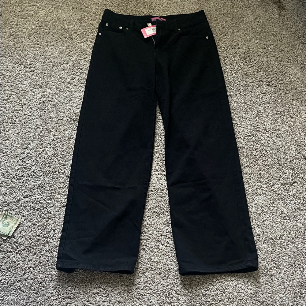 Edikted Black Button-Accent Trousers